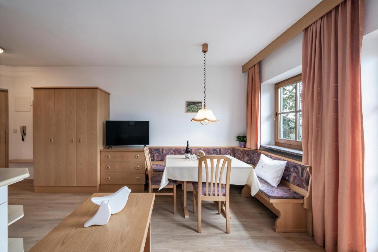 Baumannhof Appartement Schenna Buitenkant foto